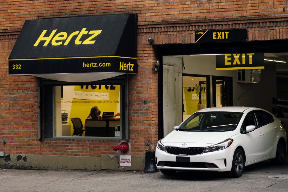 Hertz Stock Rises in Q2 Earnings but the Rally Faces a Wall of Analyst Skepticism and Massive Debt