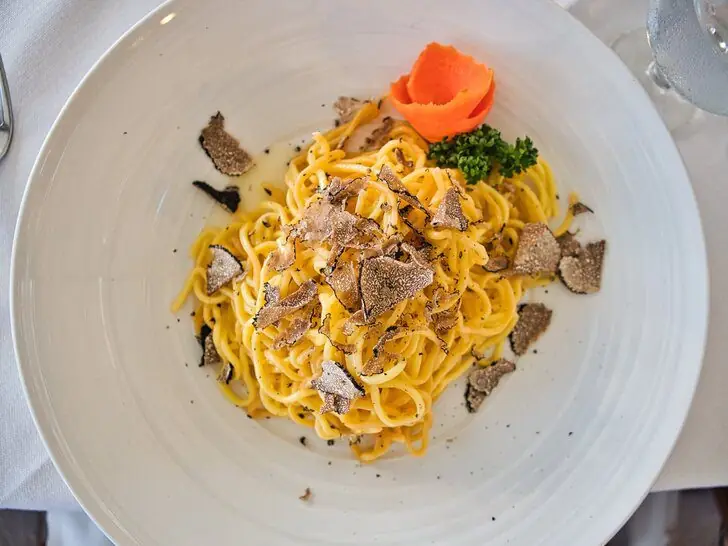 #1 – Alba White Truffle