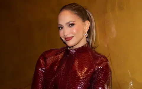 Jennifer Lopez Opens Up About “Self-discovery” After Ben Affleck Divorce